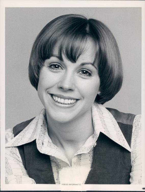 Bess Armstrong - Sitcoms Online...