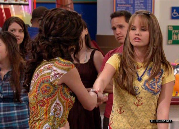Wizards Of Waverly Place Cast Away To Another Show