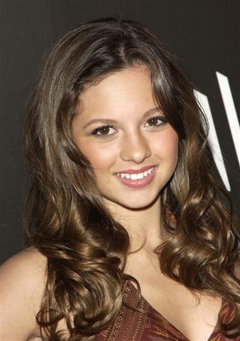 Mackenzie Rosman - Sitcoms Online Photo Galleries